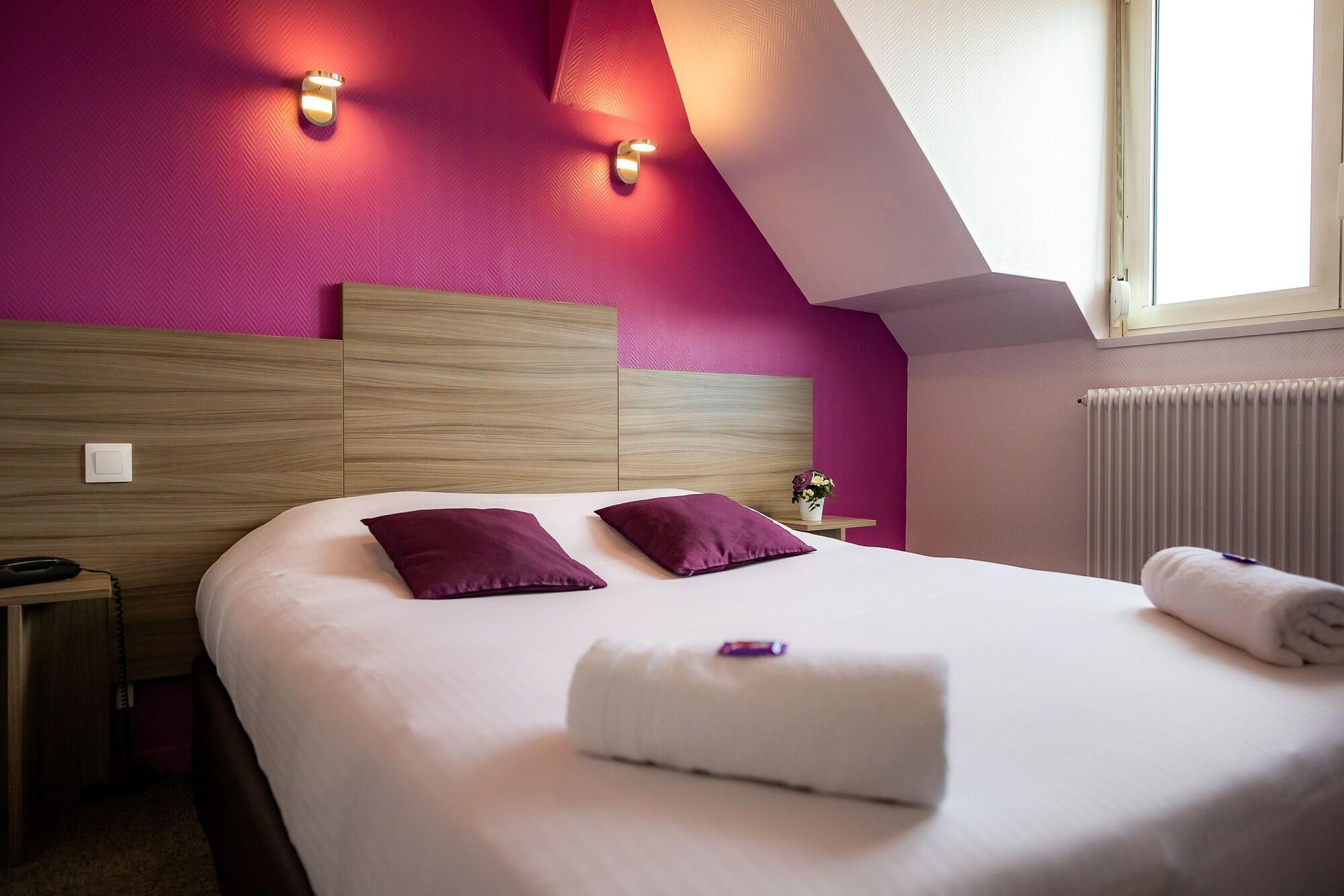 Logis Hotel Du Chateau Caen Kültér fotó
