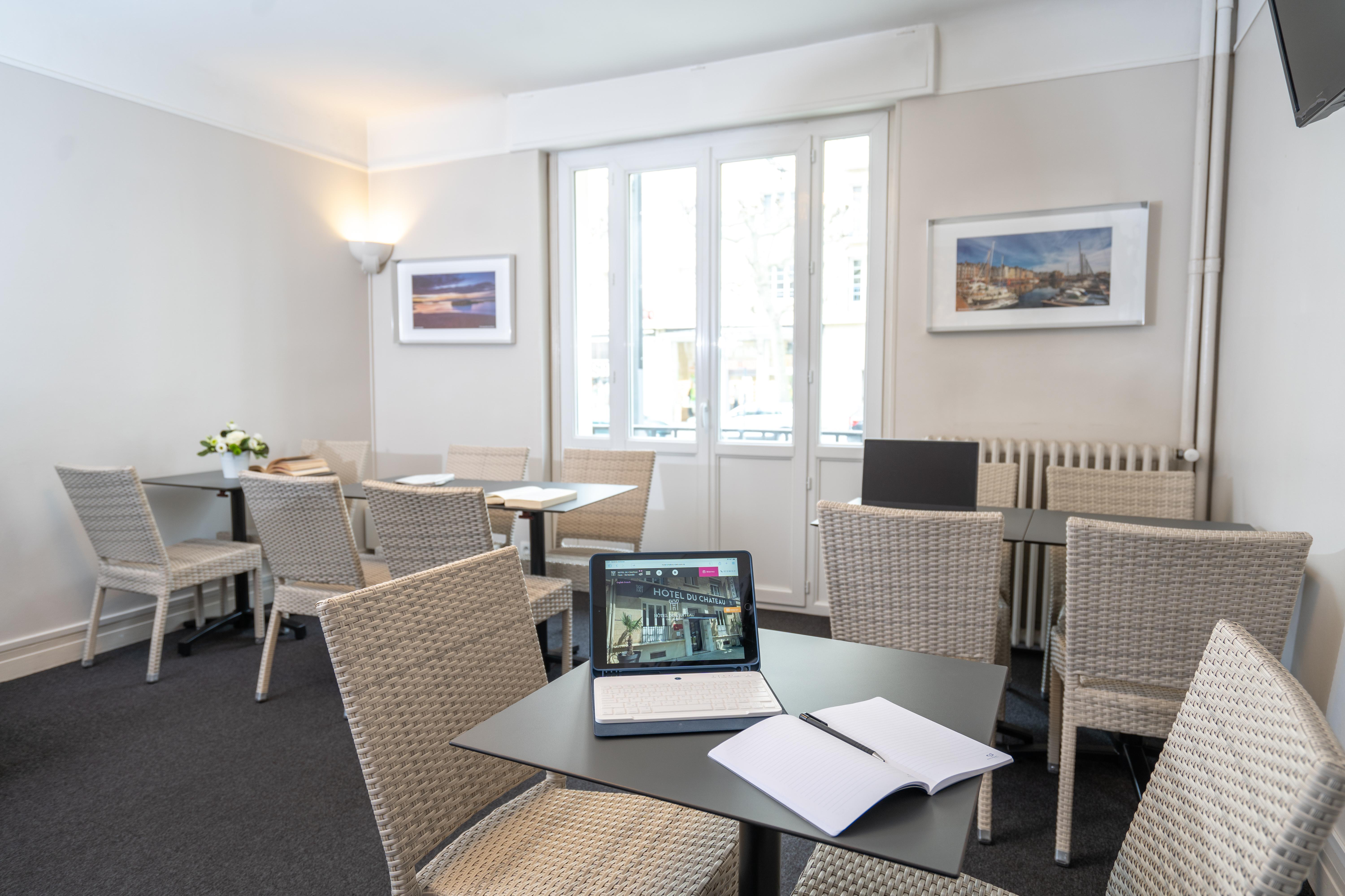 Logis Hotel Du Chateau Caen Kültér fotó