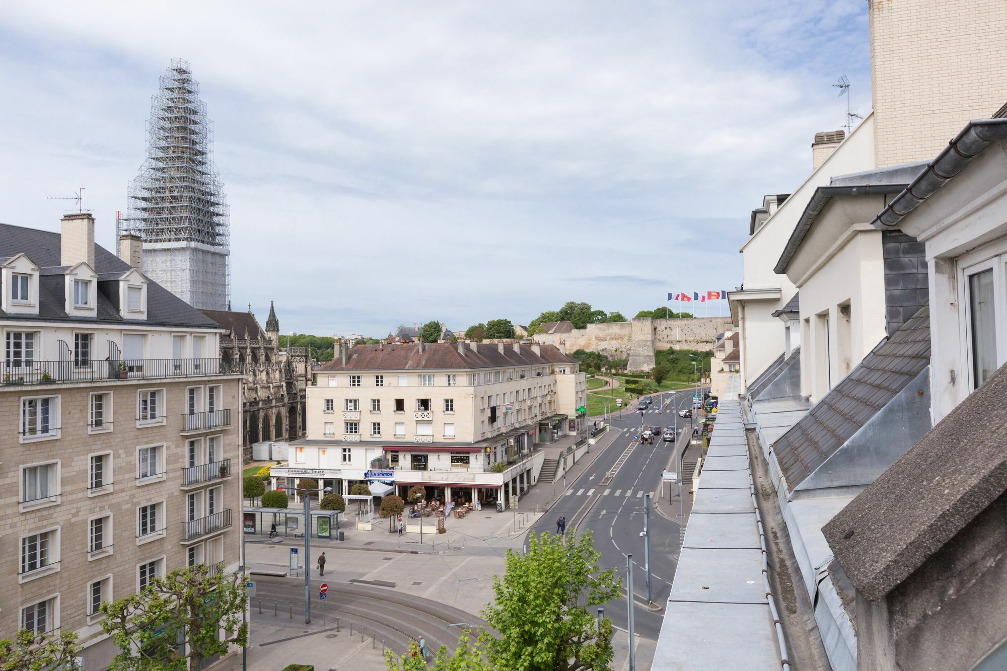 Logis Hotel Du Chateau Caen Kültér fotó